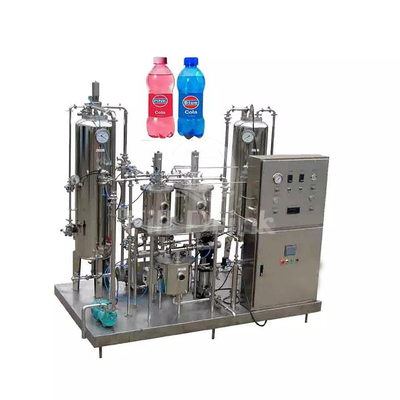 Double chaîne de production de boisson non alcoolisée de réservoir mélangeur 3000L/H de CO2 de machine de carbonation de boisson d'échangeur de plat